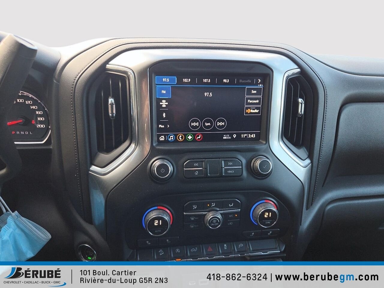 CHEVROLET Silverado 1500 4WD Crew Cab 2019 Gris Rivière-du-Loup - photo #12