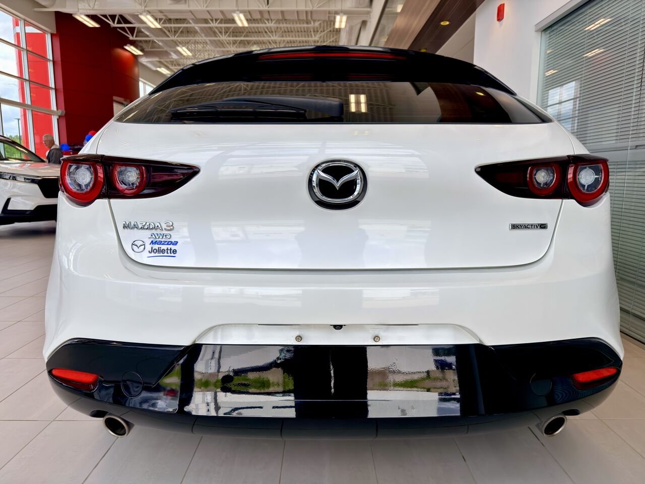 2022 Mazda Mazda3 Sport White Notre-Dame-des-Prairies - photo #12