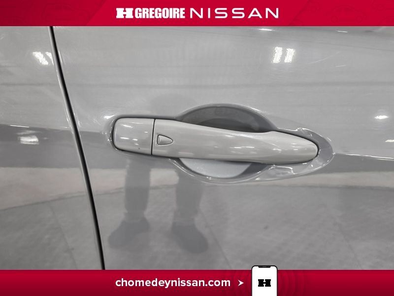 2021 Nissan Kicks Grey Laval - photo #12