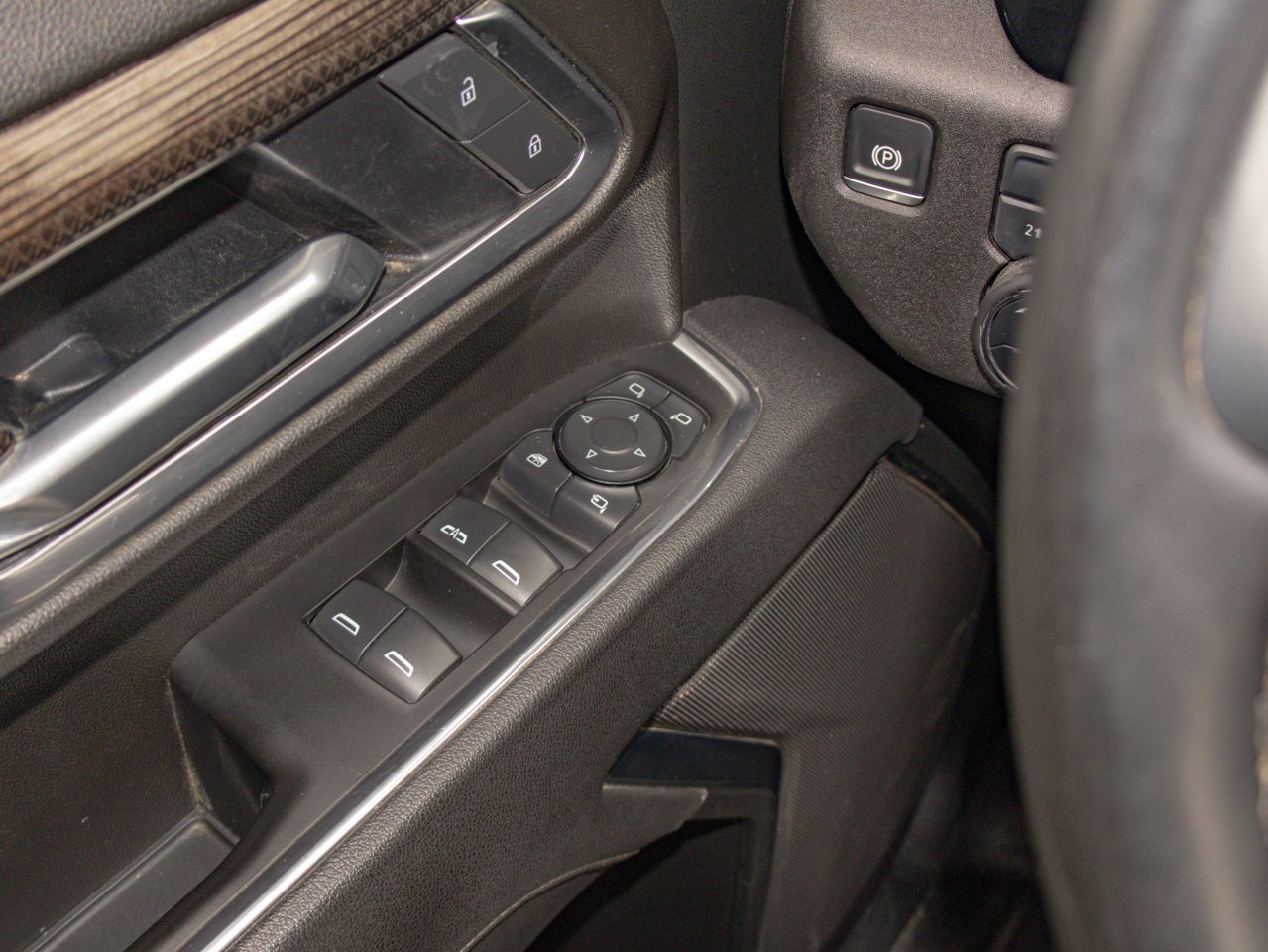 2025 Chevrolet Silverado 3500HD 4WD Crew Cab 159 LT White Sherwood Park - photo #20