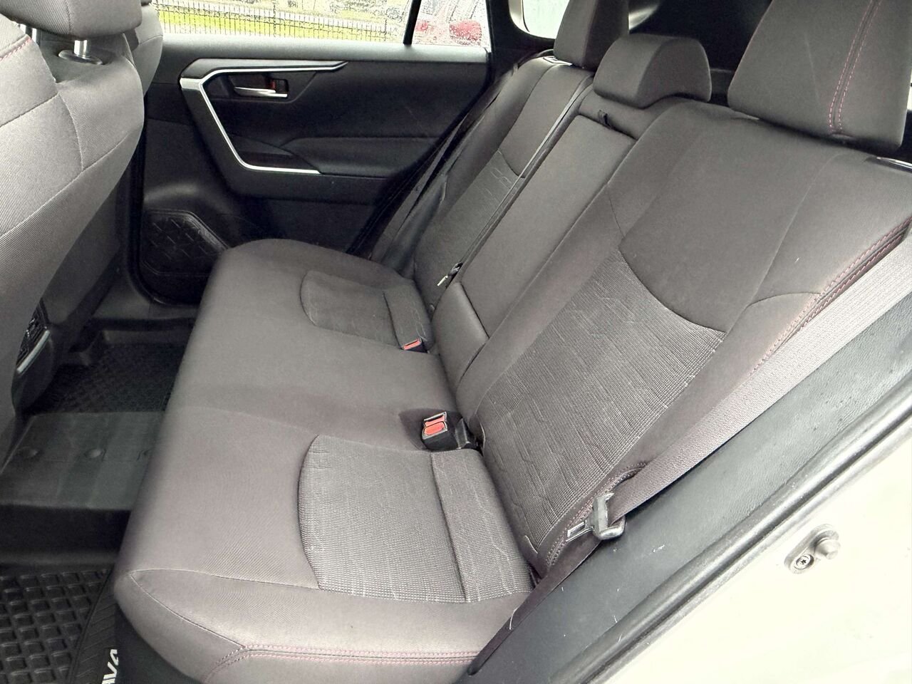 2024 Toyota RAV4 Prime White Gatineau - photo #17