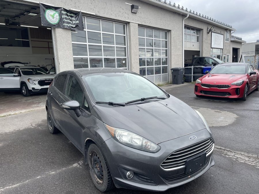 Ford Fiesta Hayon 5 portes SE 2016 Noir