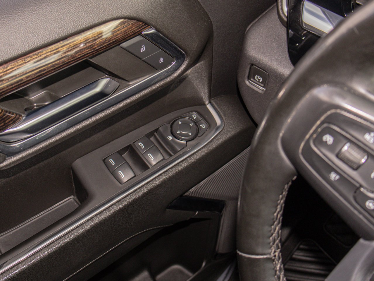 2024 GMC Sierra 1500 4WD Crew Cab 147 Elevation Black Sherwood Park - photo #18