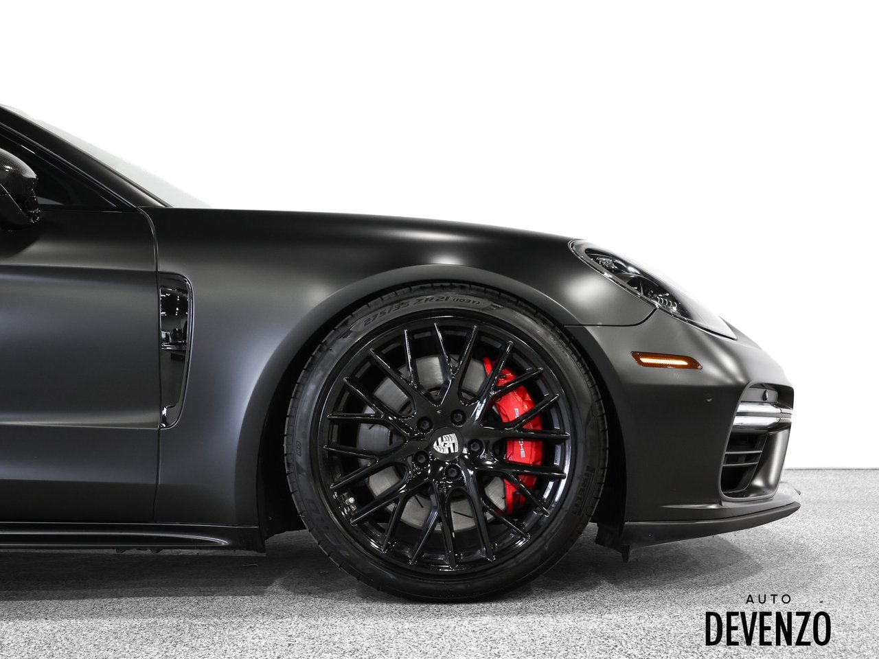 2019 Porsche Panamera Grey Saint-Eustache - photo #5