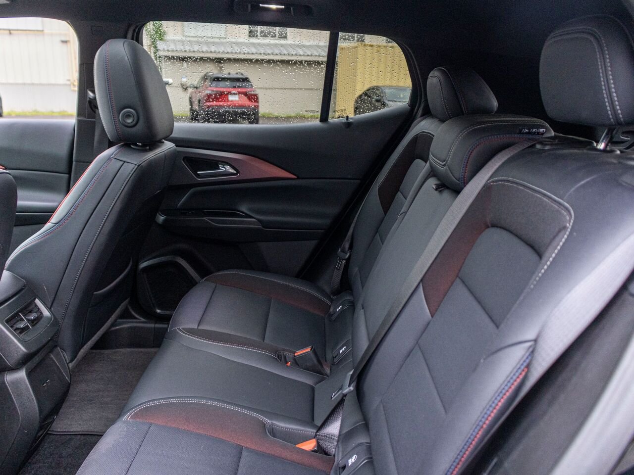 2025 Chevrolet Equinox EV 4 portes RS , Awd Black Châteauguay - photo #32