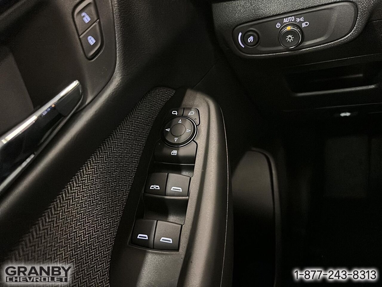 CHEVROLET Trailblazer TRAILBLAZER LS AWD (1LS) | 26-0005 2026 NOIR MOSAIQUE METALLISE Granby - photo #13