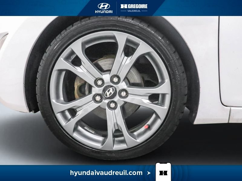 Hyundai Elantra YR819 | Allure sport berline 4 portes BA 2016 Blanc Laval - photo #32