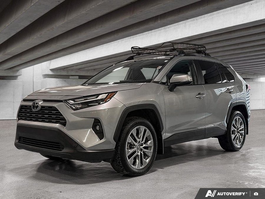 2023 Toyota RAV4 XLE Silver