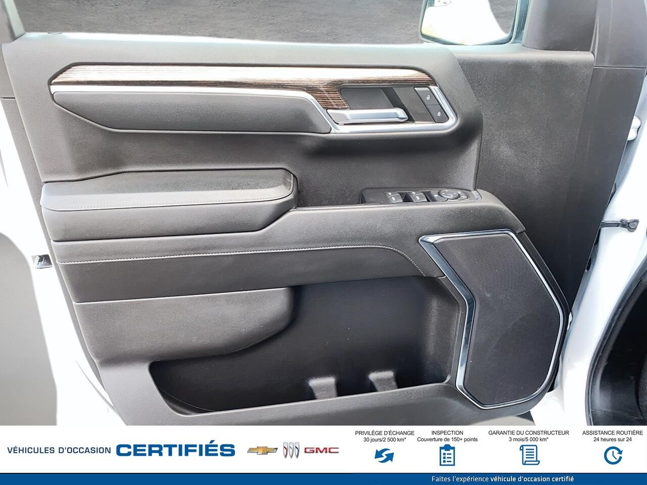 GMC SIERRA 150 Elevation cabine multiplace 4RM 157 po 2024 Blanc Montmagny - photo #10