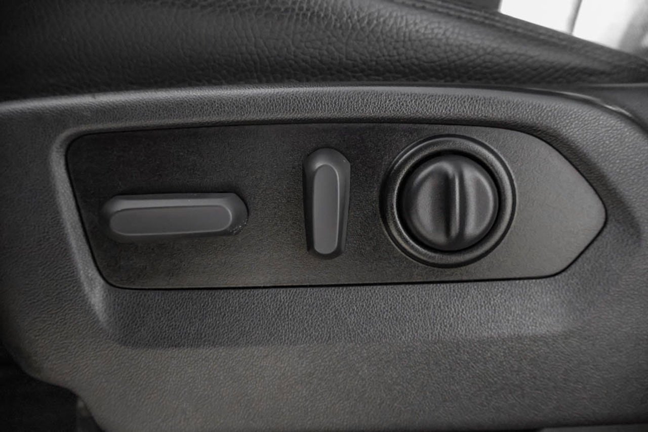 2021 GMC Sierra 1500 4WD Crew Cab 147 Denali Black Sherwood Park - photo #16