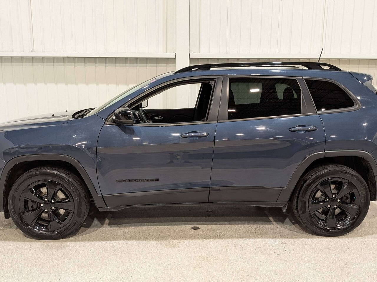 Jeep Cherokee 2022 Bleu Val-David - photo #4