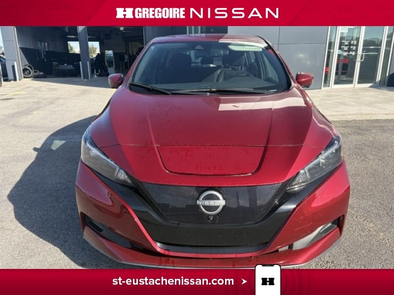 Nissan Leaf 2023 Rouge Laval - photo #2