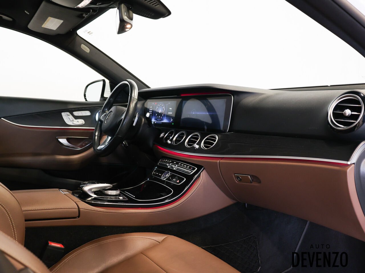 2017 Mercedes-Benz Classe-E White Saint-Eustache - photo #6