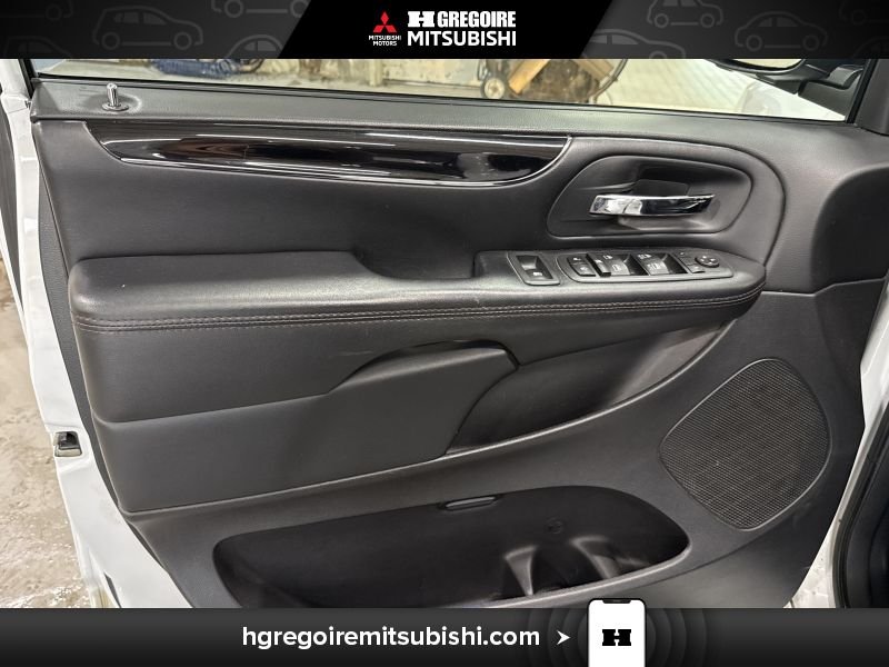 2020 Dodge GR Caravan White Blainville - photo #12