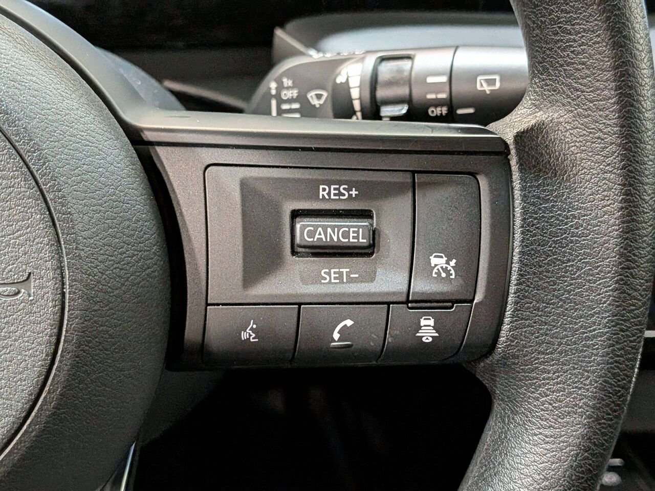 Nissan Kicks S AWD 2025 Gris Mirabel - photo #14