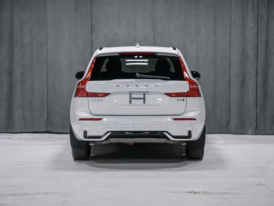 Volvo XC60 B5 CORE DARK 2024 Blanc