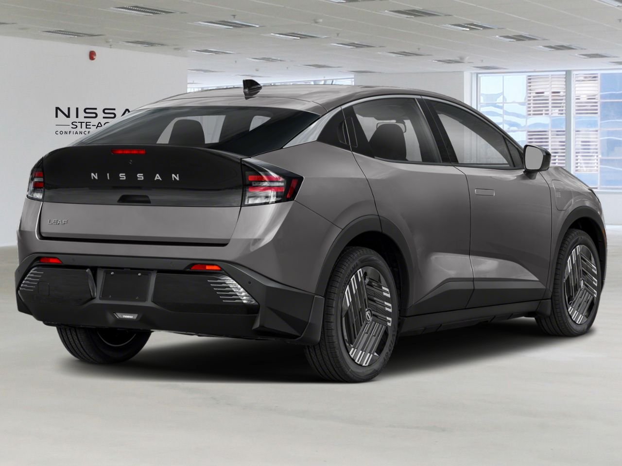 2026 Nissan LEAF Gun Metallic Ste-Agathe des Monts - photo #1