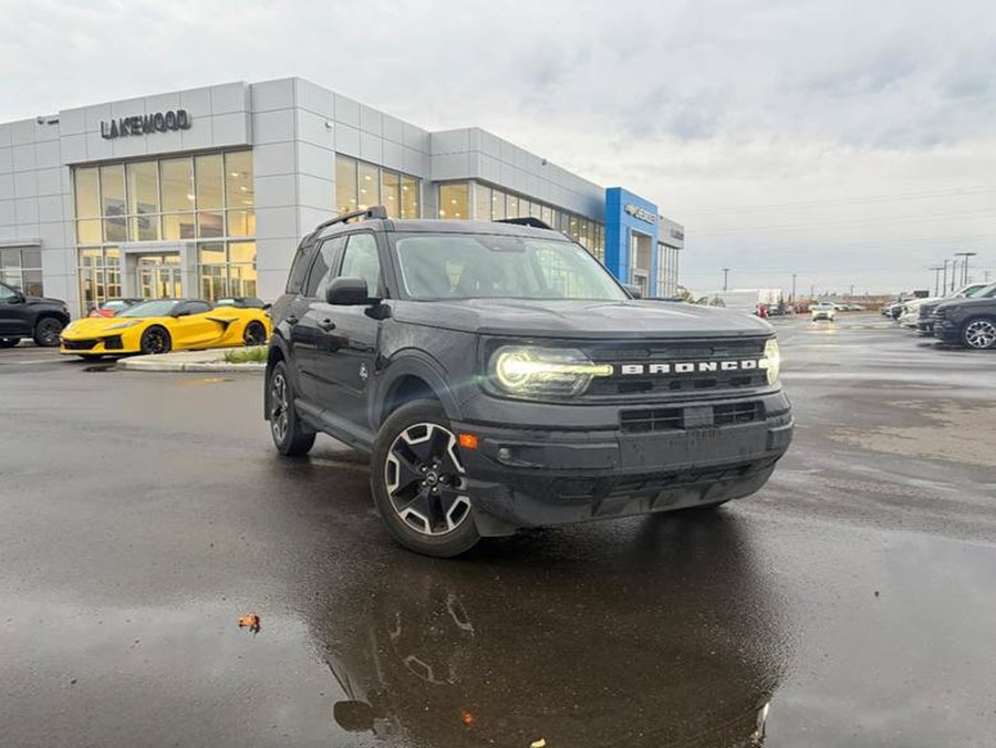 2023 Ford Bronco Sport Outer Banks 300A 1.5L EcoBoost | Power Sunroof Black