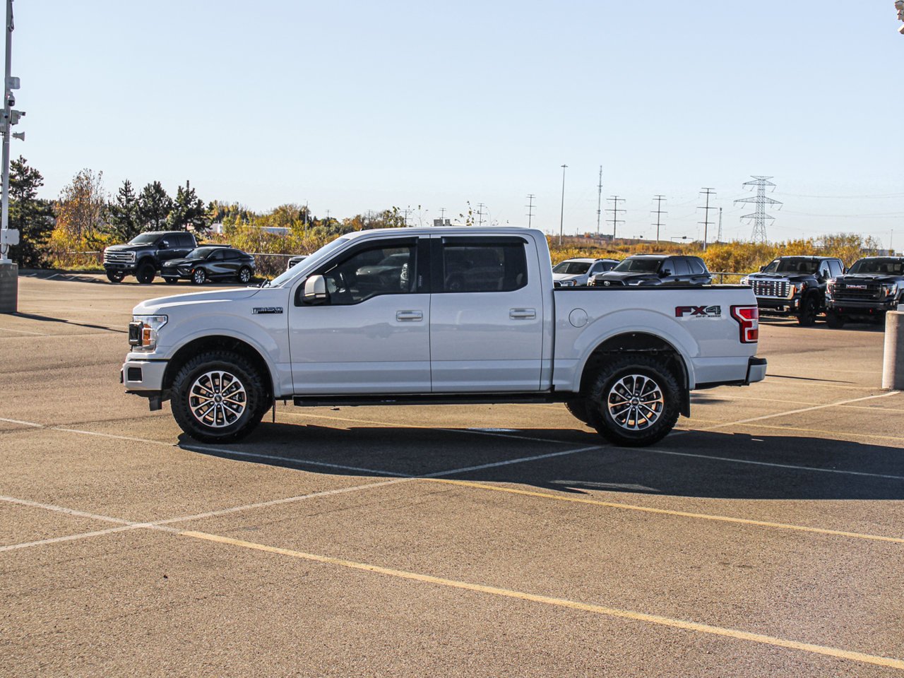 2019 Ford F-150 XLT 4WD SuperCrew 5.5' Box White Sherwood Park - photo #4