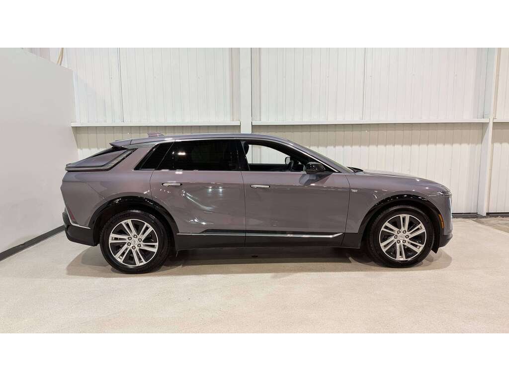 Cadillac LYRIQ 4dr Tech w/1SA 2024 Gris Val-David - photo #3