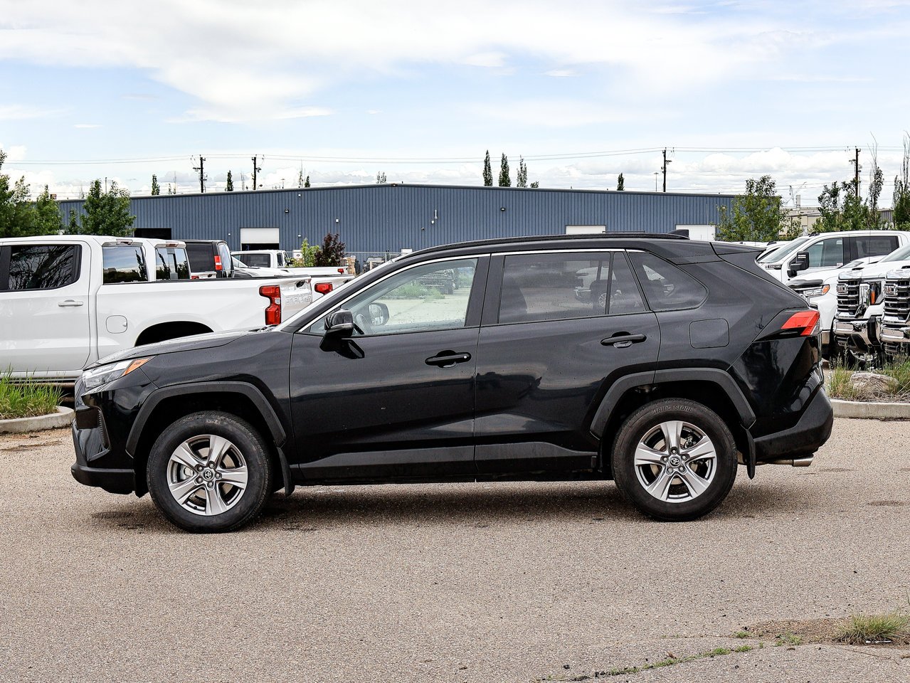 2024 Toyota RAV4 XLE AWD Black Sherwood Park - photo #9