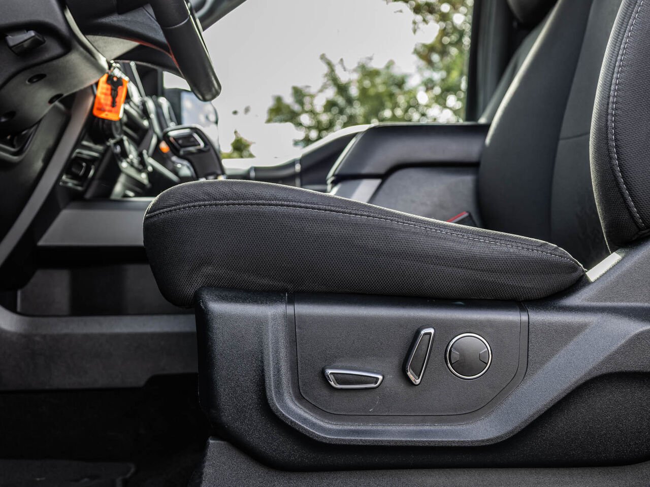 2018 Ford F-150 Grey Sainte-Julienne - photo #11