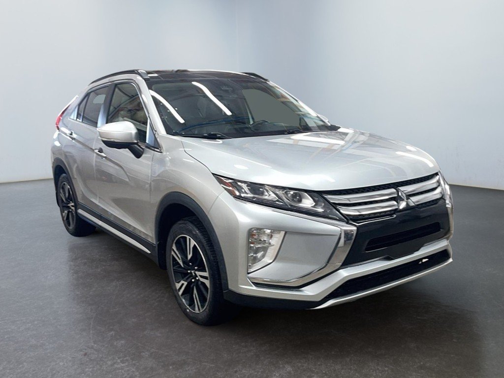 2018 Mitsubishi Eclipse Silver Mont-Laurier - photo #0