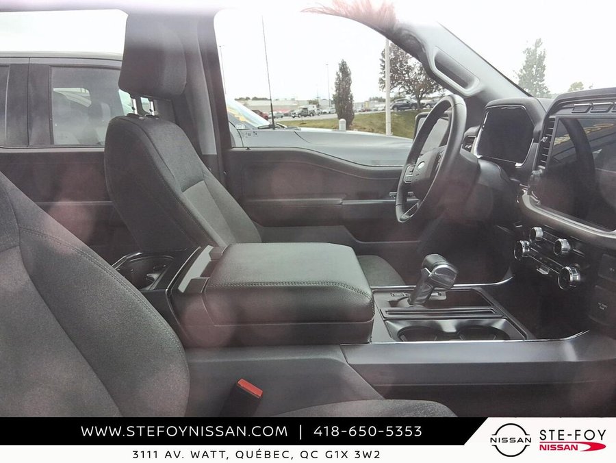 Ford F-150 Lightning XLT STANDARD RANGE XLT cabine SuperCrew 4RM caisse de 5,5 pi 2024 Bleu