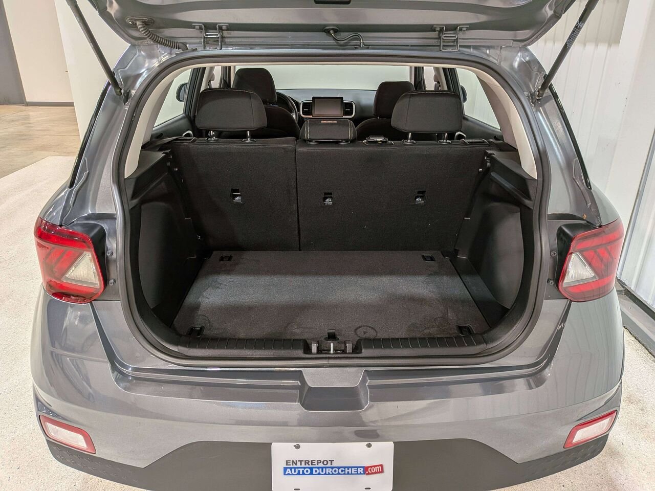Hyundai Venue 2026 Gris Val-David - photo #8