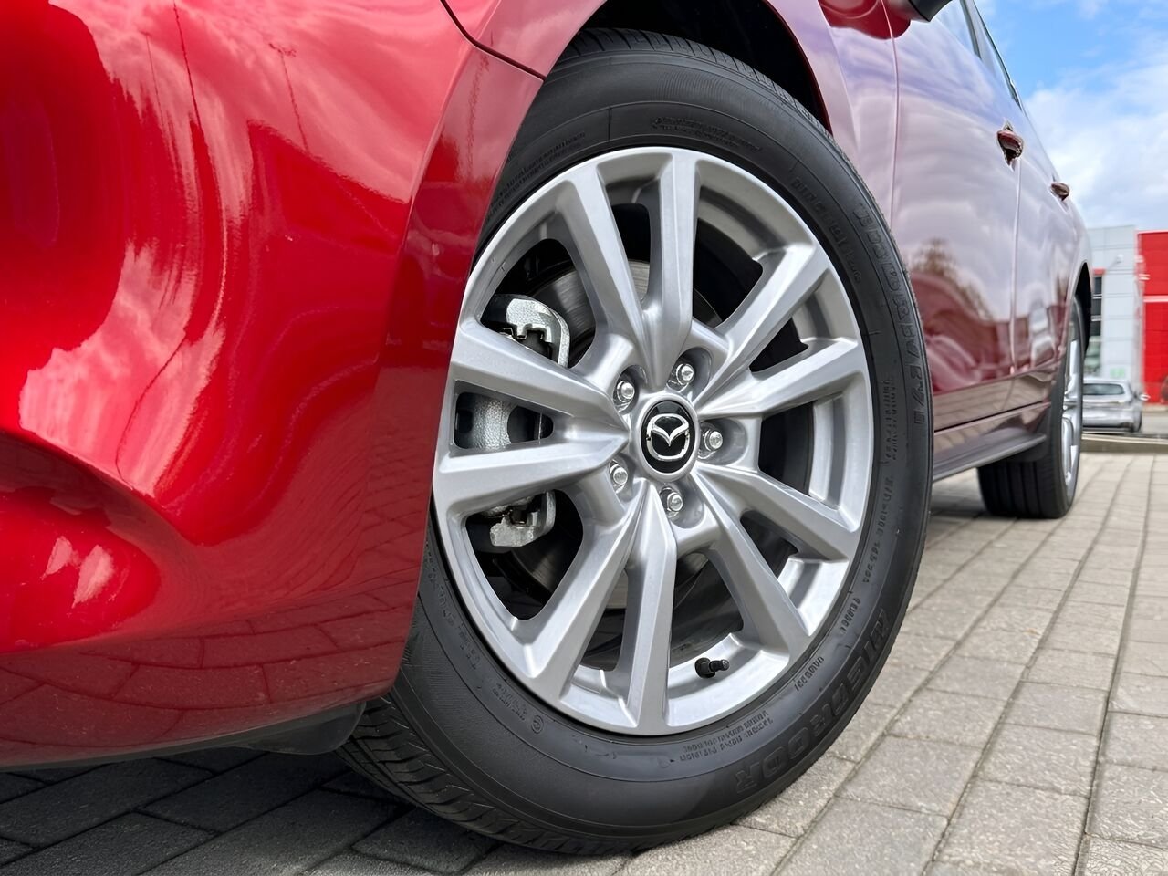 2026 MAZDA Mazda3 Sport Soul Red Crystal Metallic Notre-Dame-des-Prairies - photo #7