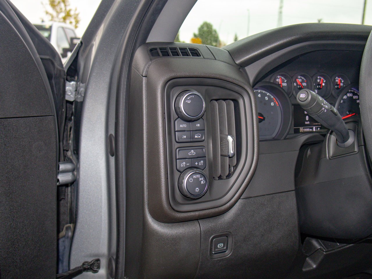 2023 Chevrolet Silverado 1500 4WD Crew Cab 147 Work Truck Grey Sherwood Park - photo #19