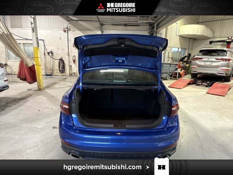 Volkswagen Jetta 2023 Bleu Laval - photo #30