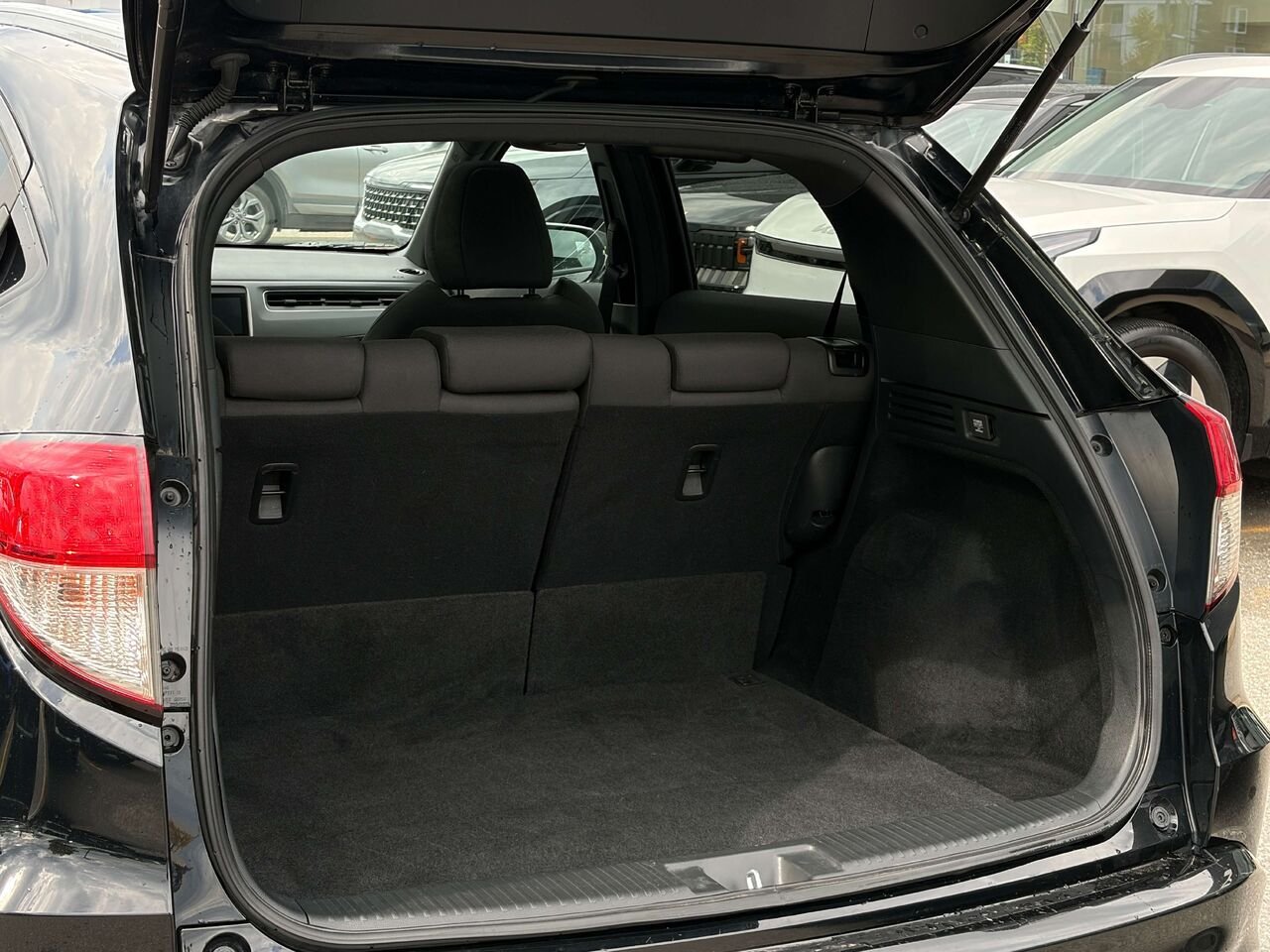 2021 Honda HR-V Black Gatineau - photo #19