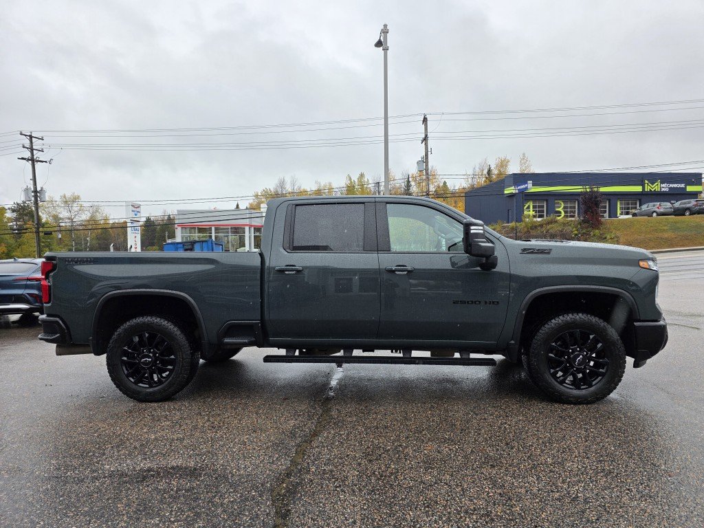 Chevrolet Silverado 2500HD LT TrailBoss 4X4 2025 Vert Mont-Laurier - photo #4