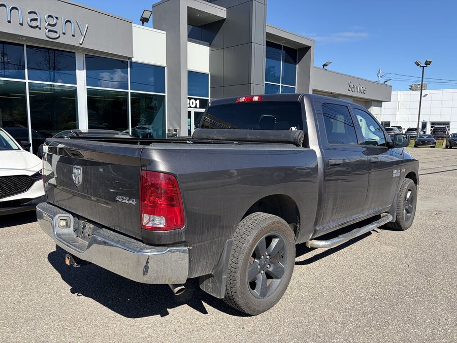 Ram 1500 Cabine multiplaces 4RM, 140,5 po ST 2017 Gris