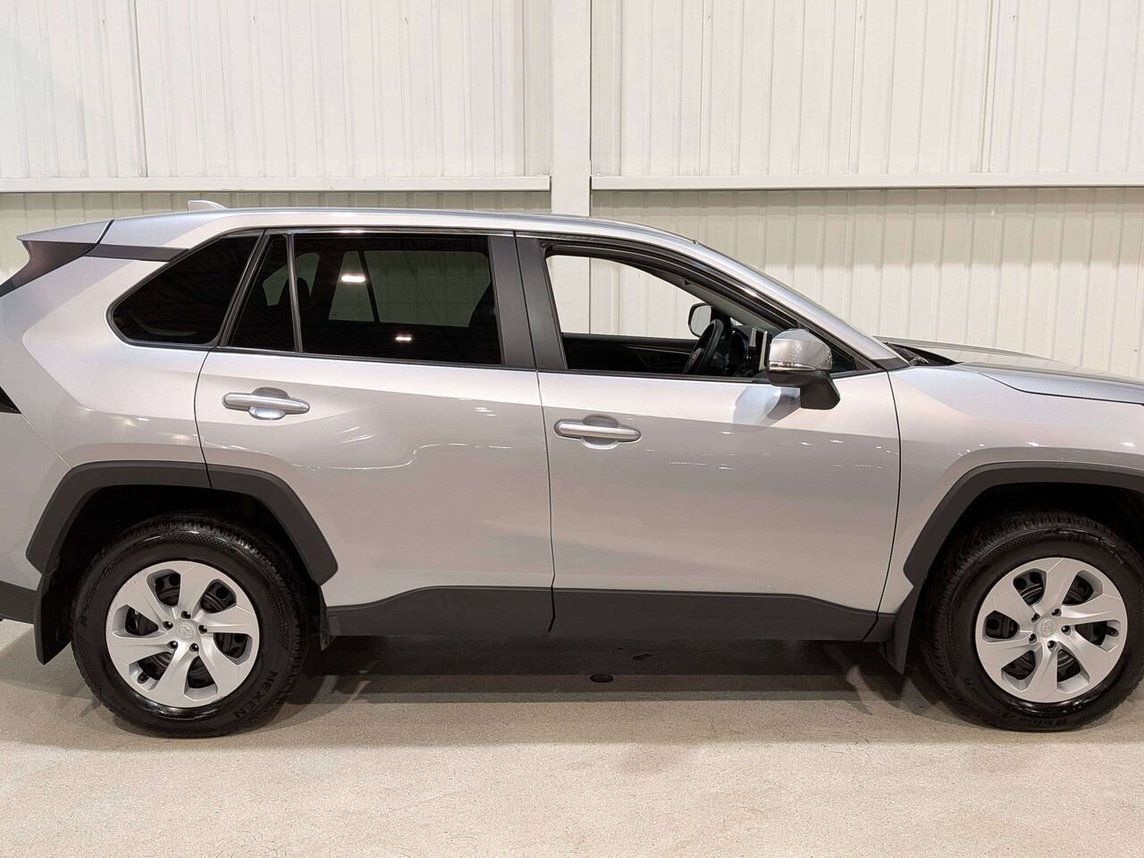 2024 Toyota RAV4 LE AWD Black Val-David - photo #6
