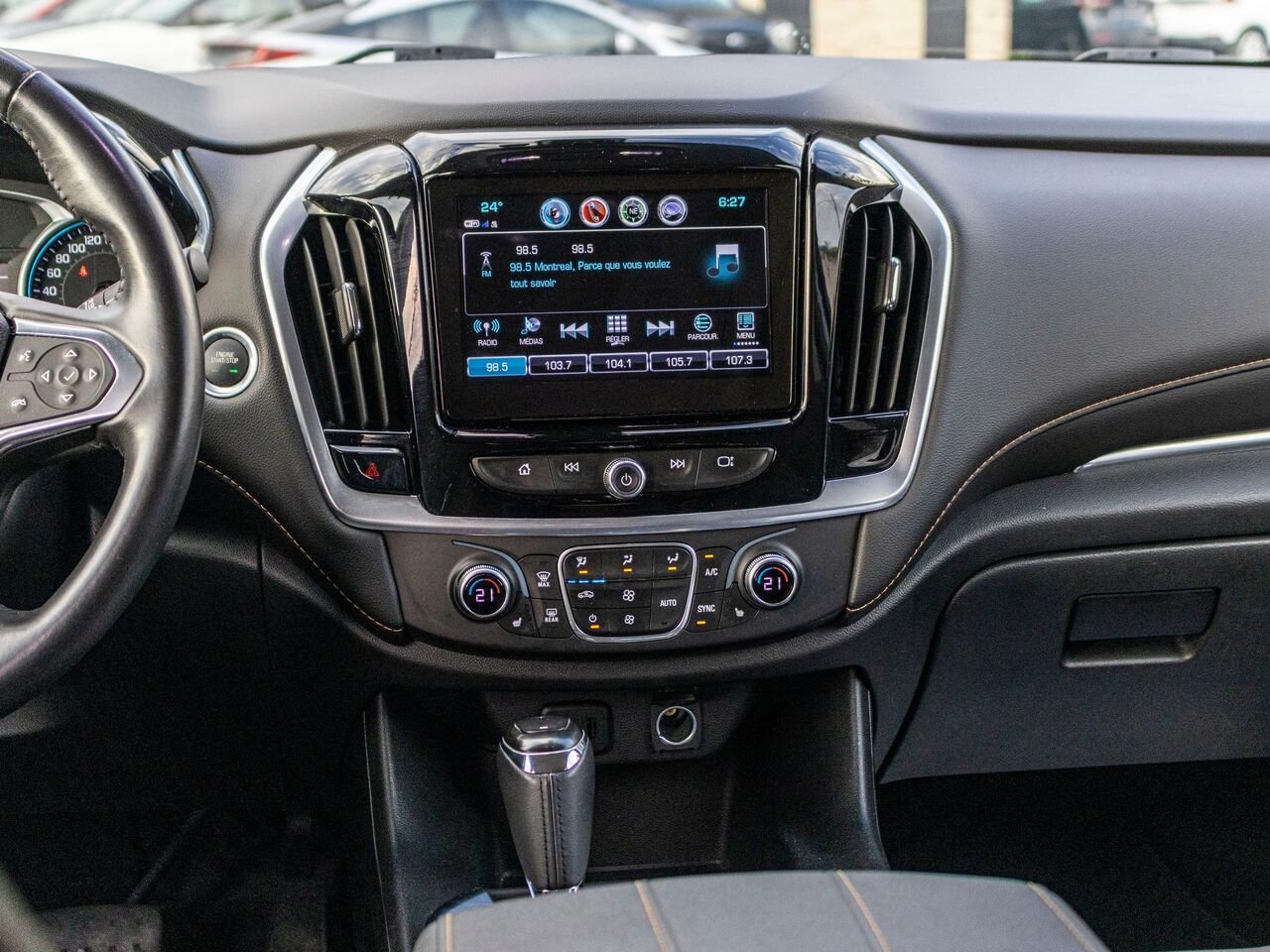 Chevrolet Traverse LT tissus 4 portes AWD 2019 Blanc Châteauguay - photo #9