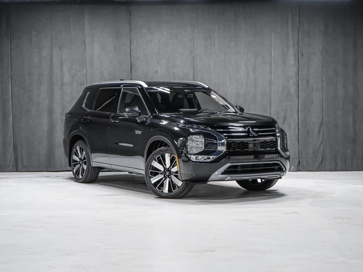 Mitsubishi Outlander PHEV GT 2026 Fini taillé diamant Noir de qualité supérieure Montréal - photo #1