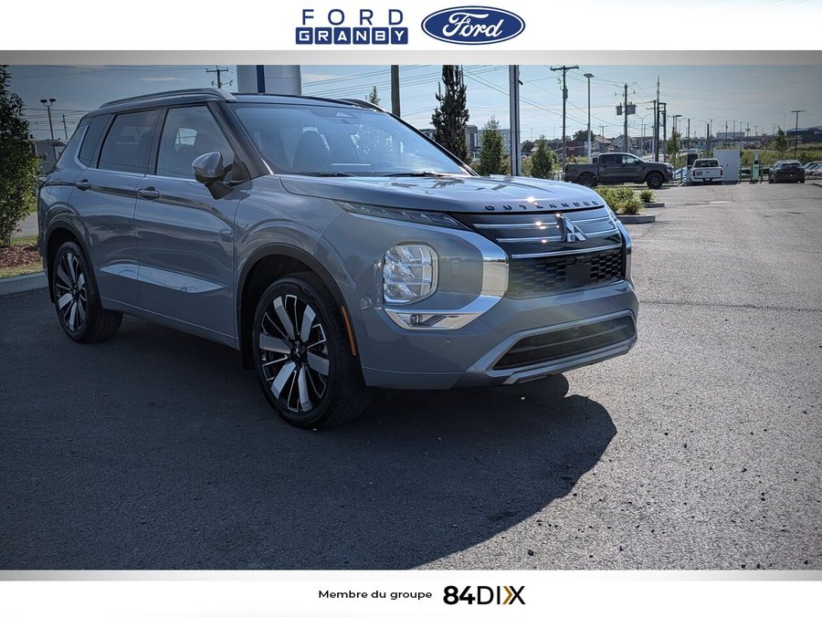 2025 Mitsubishi Outlander Blue