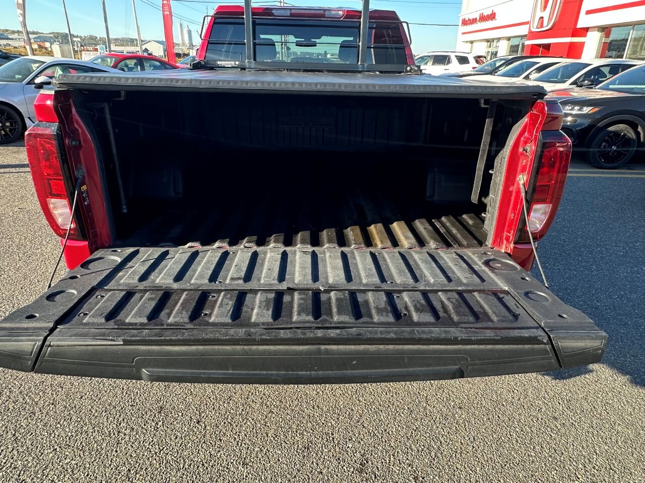 GMC SIERRA K1500 ELEVATION SIERRA K1500 ELEVATION 2021 Rouge Matane - photo #14