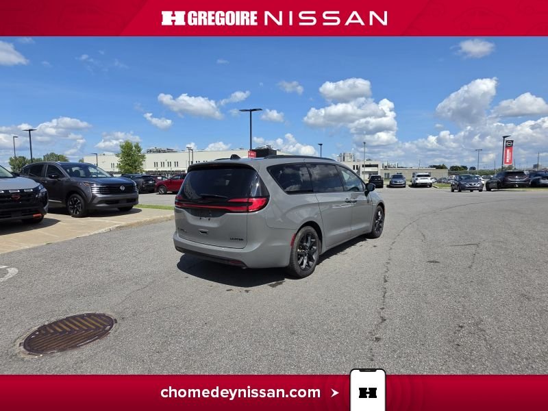 2025 Chrysler Pacifica Grey Saint-Eustache - photo #10