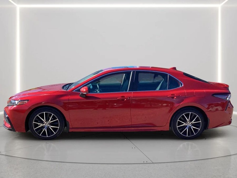 TOYOTA CAMRY SE boîte de vitesses automatique 2024 Rouge