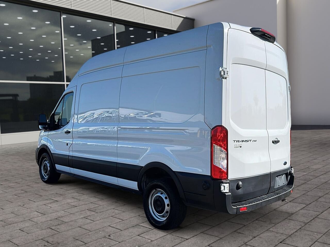 2024 Ford Transit 250 TOIT HAUT White Québec - photo #3