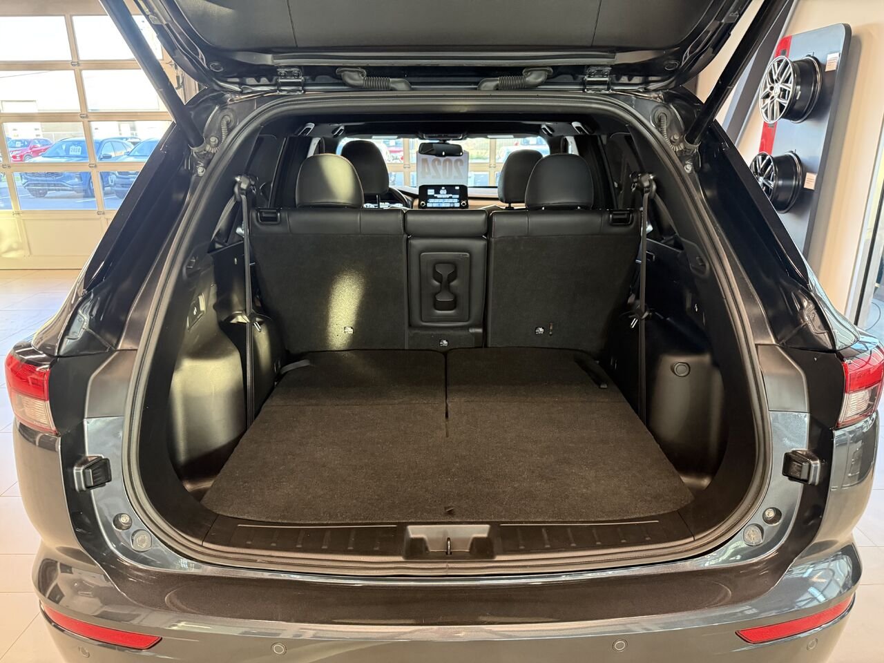Mitsubishi Outlander 2024 Gris Saint-Eustache - photo #6