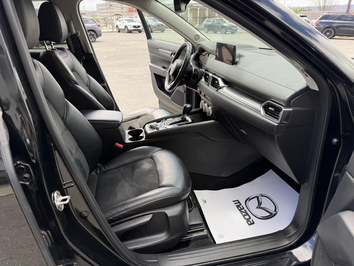 2023 Mazda CX-5 Black Lac Mégantic - photo #13