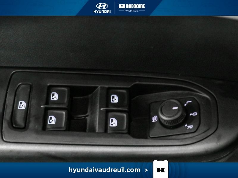 2024 Volkswagen Taos Grey Saint-Eustache - photo #16