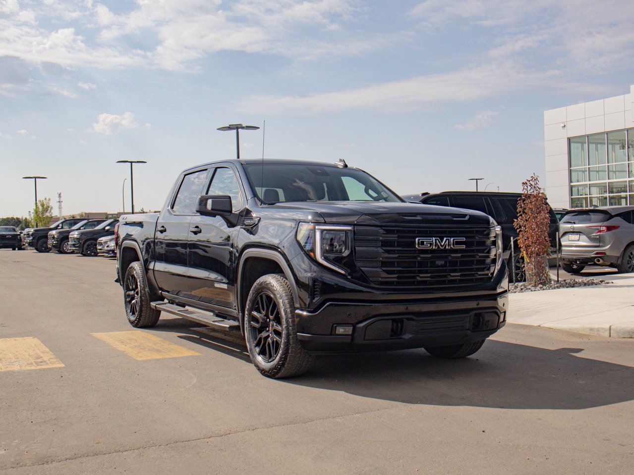 2024 GMC Sierra 1500 4WD Crew Cab 147 Elevation Black Sherwood Park - photo #12