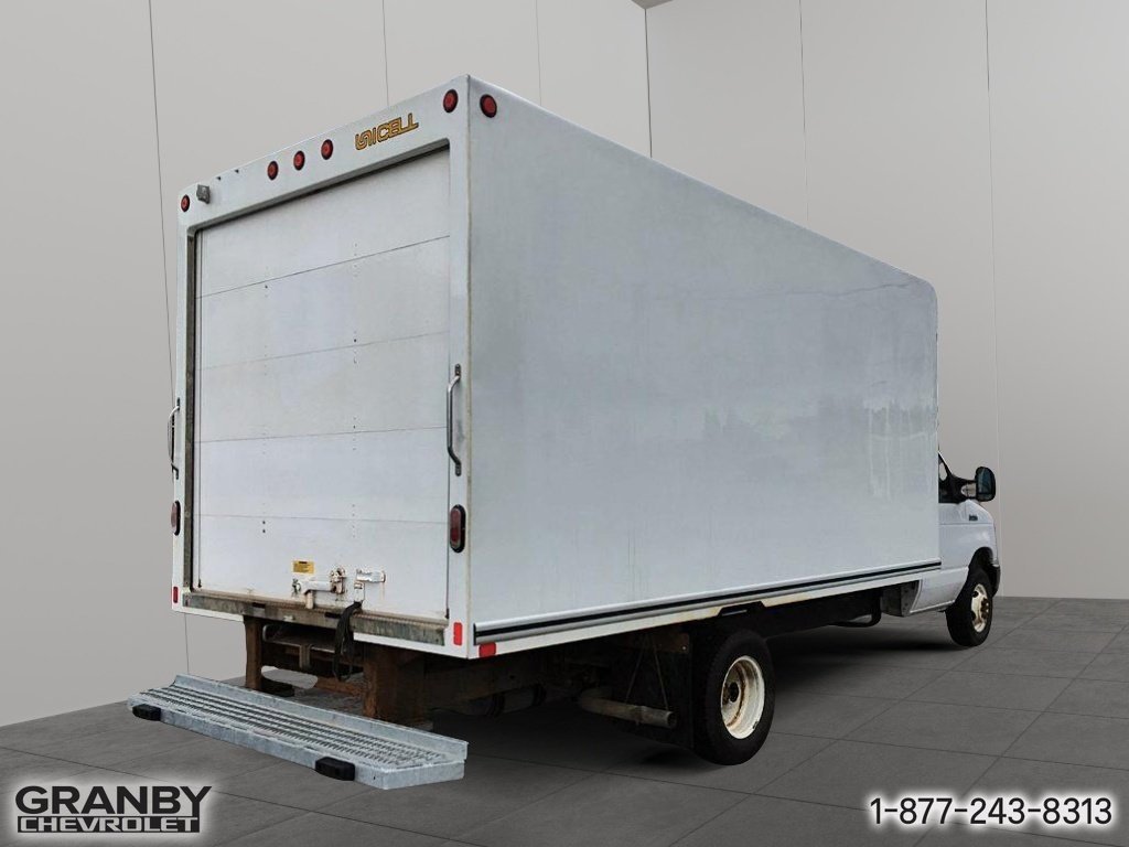 2019 Ford E-Series Cutaway E-450 158 po RARJ | G2345 White Granby - photo #6