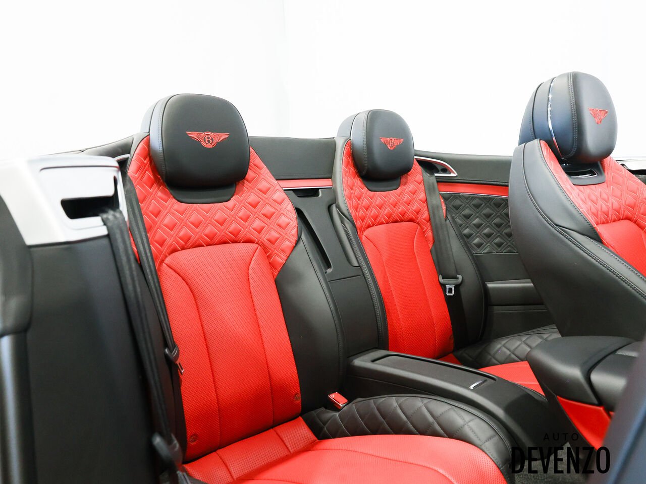 2022 Bentley Continental Black Saint-Eustache - photo #10