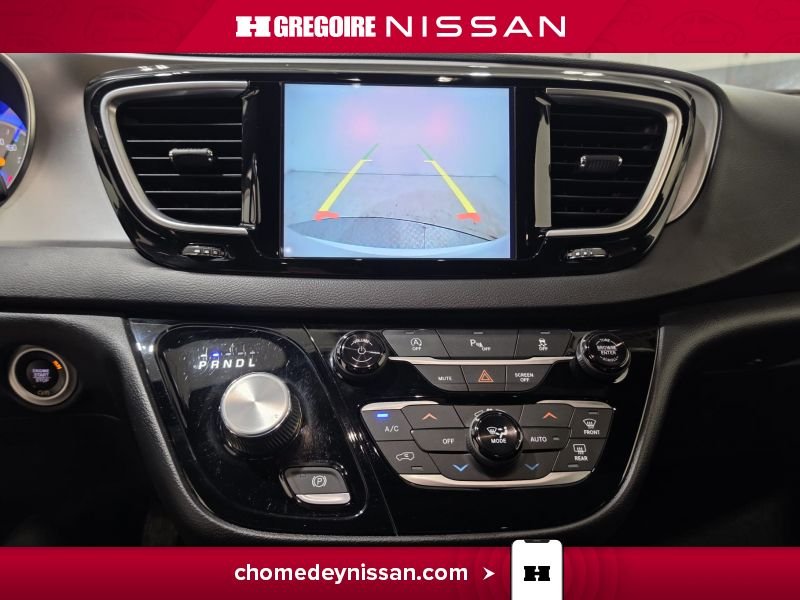 2019 Chrysler Pacifica White Saint-Eustache - photo #47